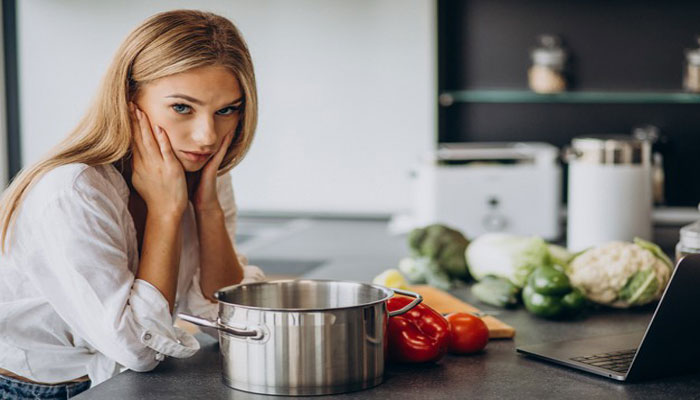 تهیه غذای خانگی و درامدزایی