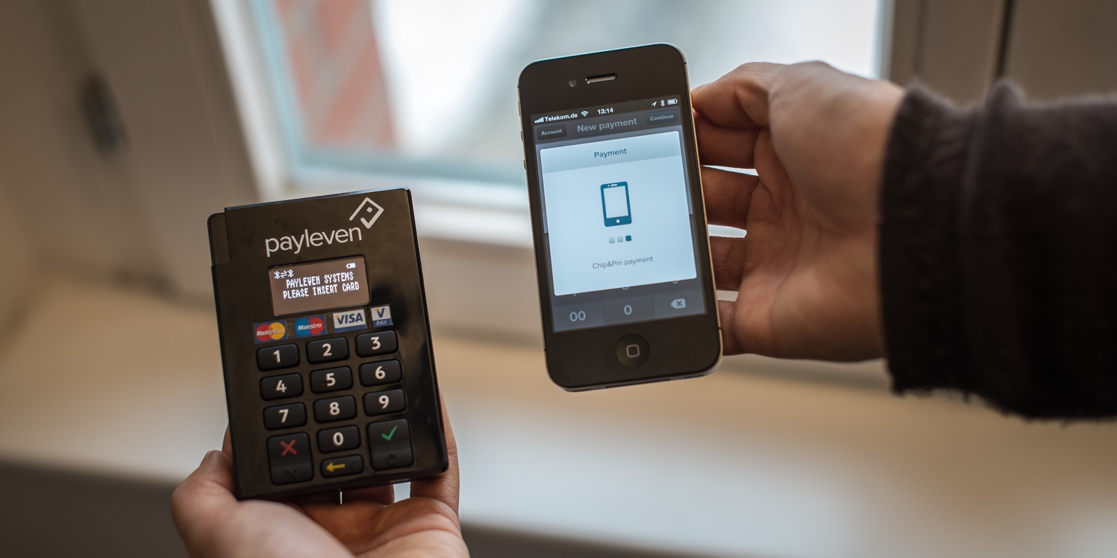 دستگاه POS همراه (گوشی هوشمند) - راهنمای انتخاب دستگاه POS برای اصناف و مشاغل مختلف دستگاه POS همراه (گوشی هوشمند) - راهنمای انتخاب دستگاه POS برای اصناف و مشاغل مختلف